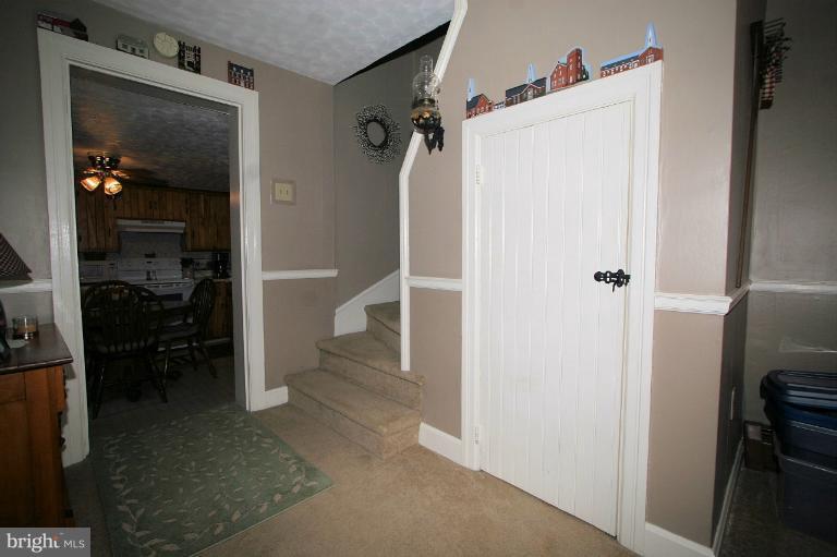 8100 Mapleville Road Boonsboro, MD 21713 - Photo 9 of 20 Interior (General)