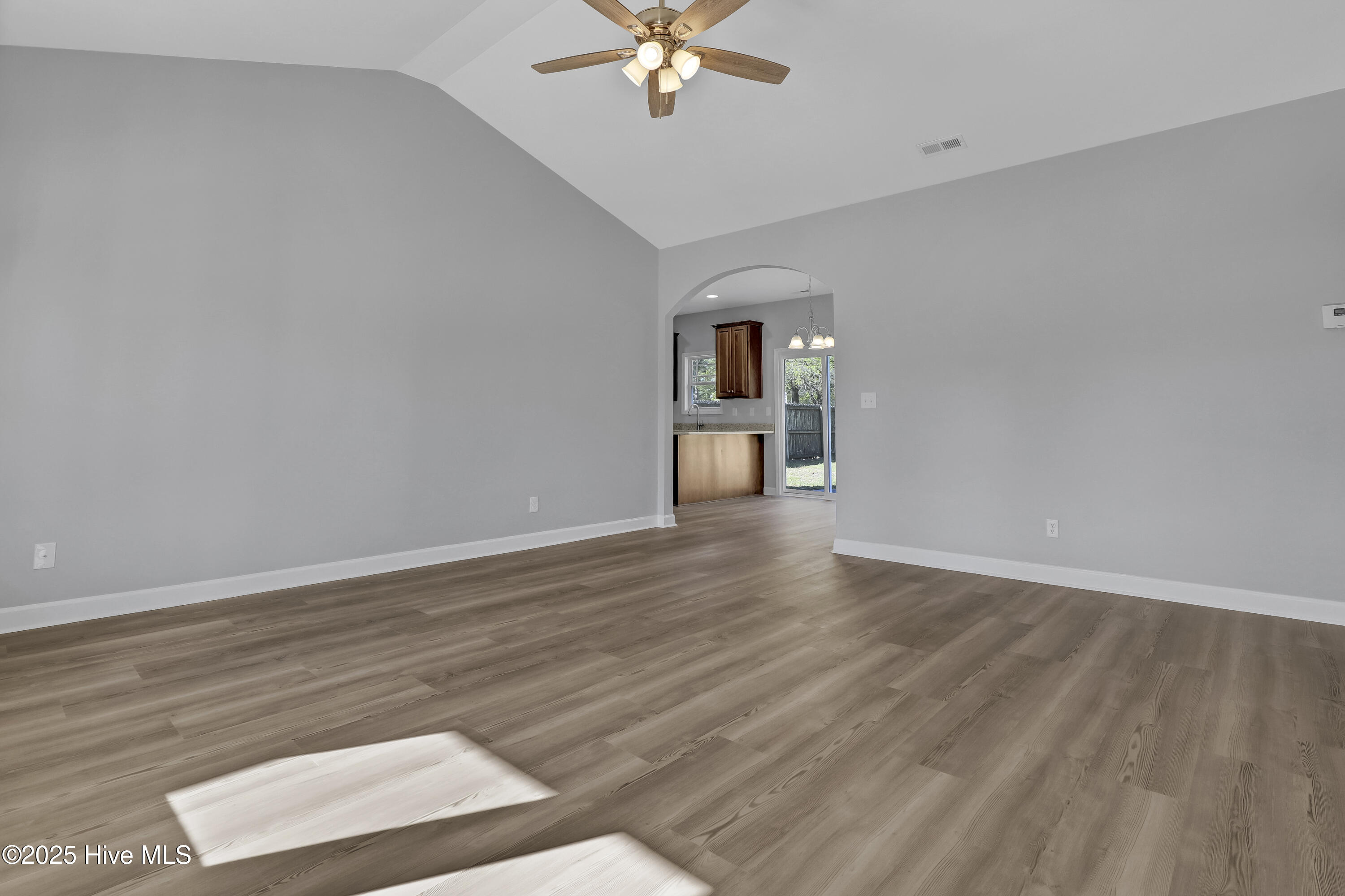 120 Boysenberry Fields Road Maple Hill, NC 28454 - Photo 4 of 23 Living Room