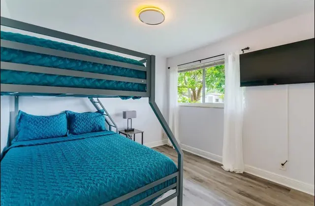 $1,050,000 | 2521 Northeast 51st Street, Lighthouse Point, FL 33064