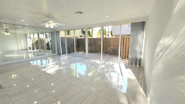 $3,600 | 841 Northwest 81st Avenue, Unit 8, Plantation, FL 33324