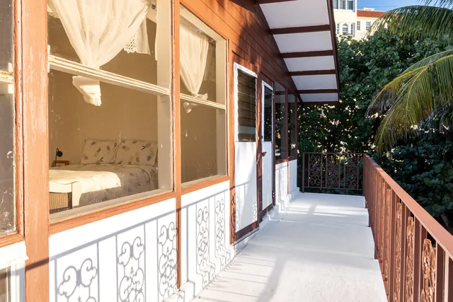 $15,900 | 3490 South Ocean Boulevard, South Palm Beach, FL 33480