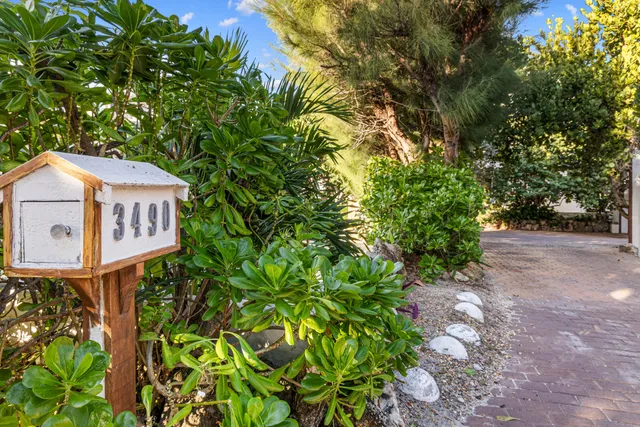 $15,900 | 3490 South Ocean Boulevard, South Palm Beach, FL 33480