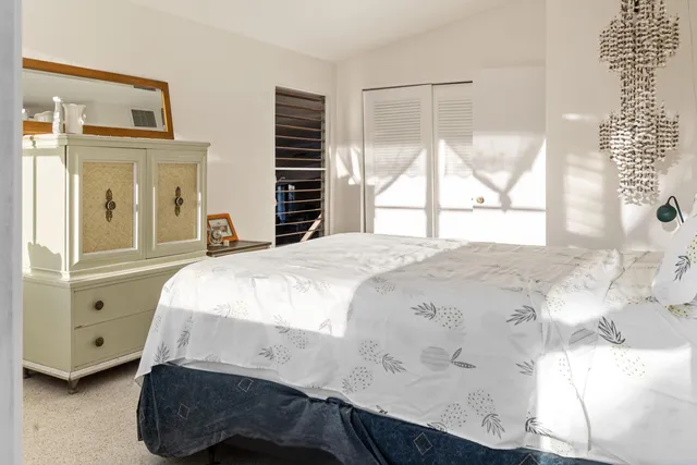 $15,900 | 3490 South Ocean Boulevard, South Palm Beach, FL 33480