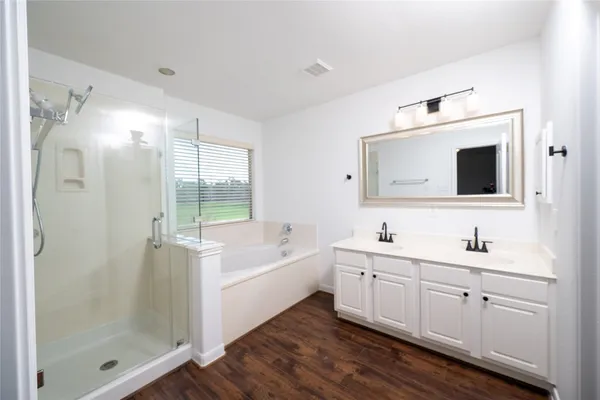 $2,200 | 16026 Limestone Lake Drive, Tomball, TX 77377