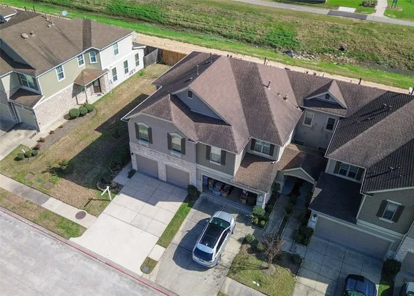 $2,200 | 16026 Limestone Lake Drive, Tomball, TX 77377