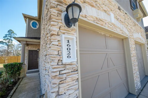 $2,200 | 16026 Limestone Lake Drive, Tomball, TX 77377