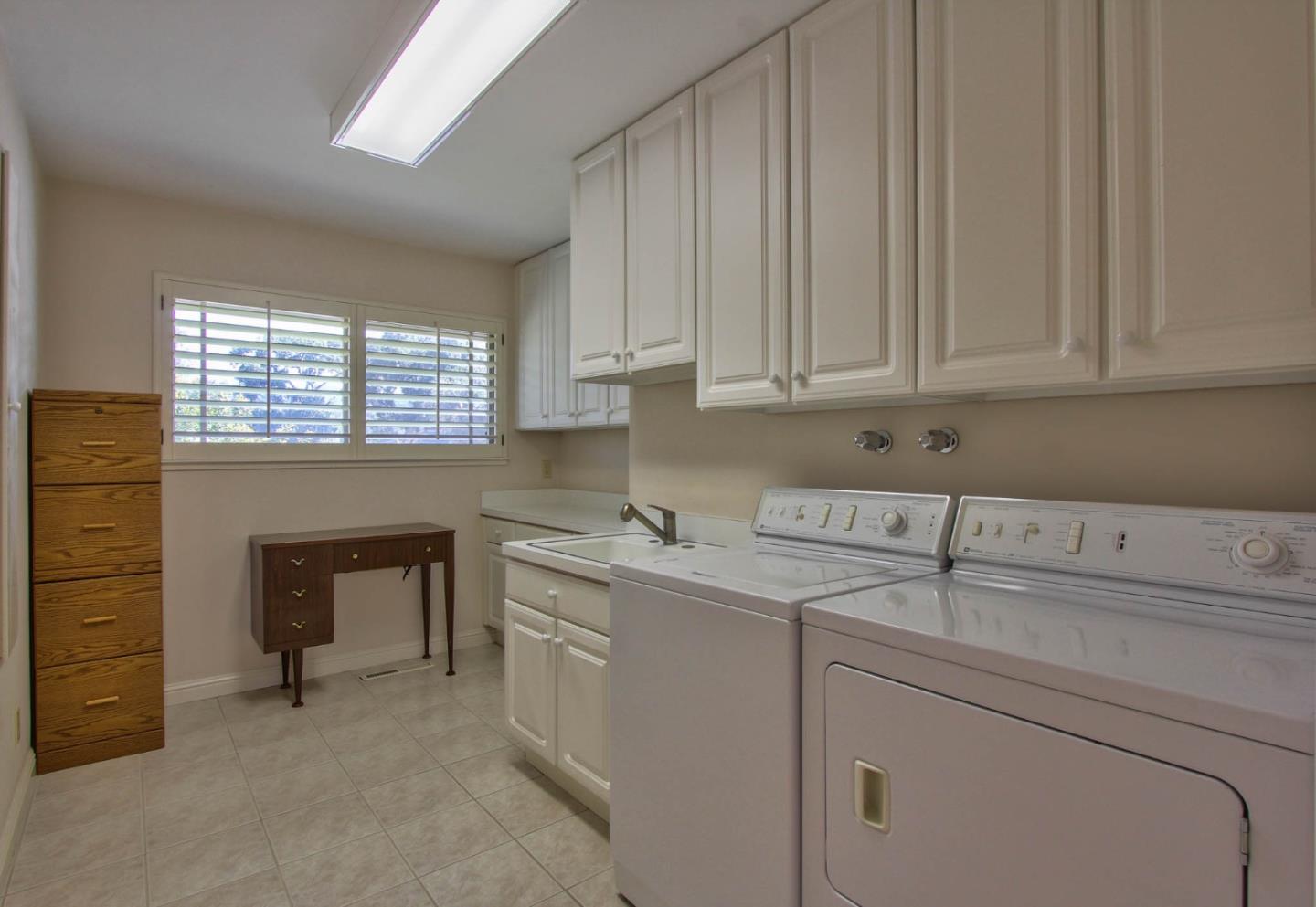 1298 Sylvan Road Monterey, CA 93940 - Photo 24 of 42 Gallery Image 24