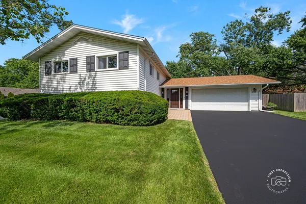 $460,000 | 2S545 Lloyd Avenue, Lombard, IL 60148