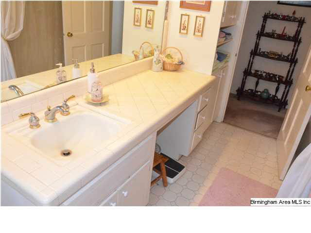 2629 Millwood Road Birmingham, AL 35243 - Photo 17 of 30