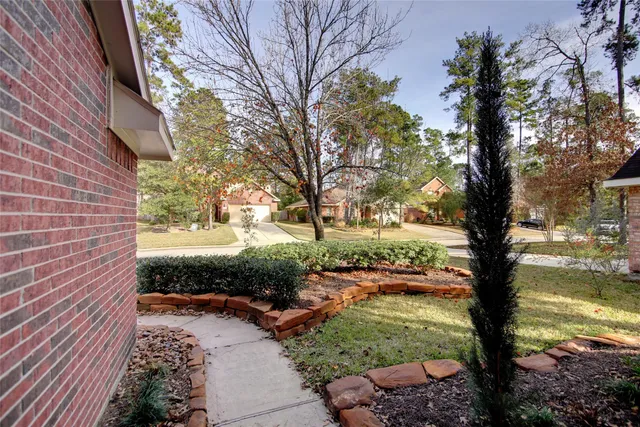 $2,499 | 142 West Russet Grove Circle, The Woodlands, TX 77384