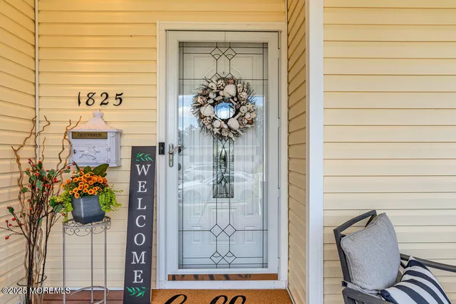 a view of a entryway door of the house