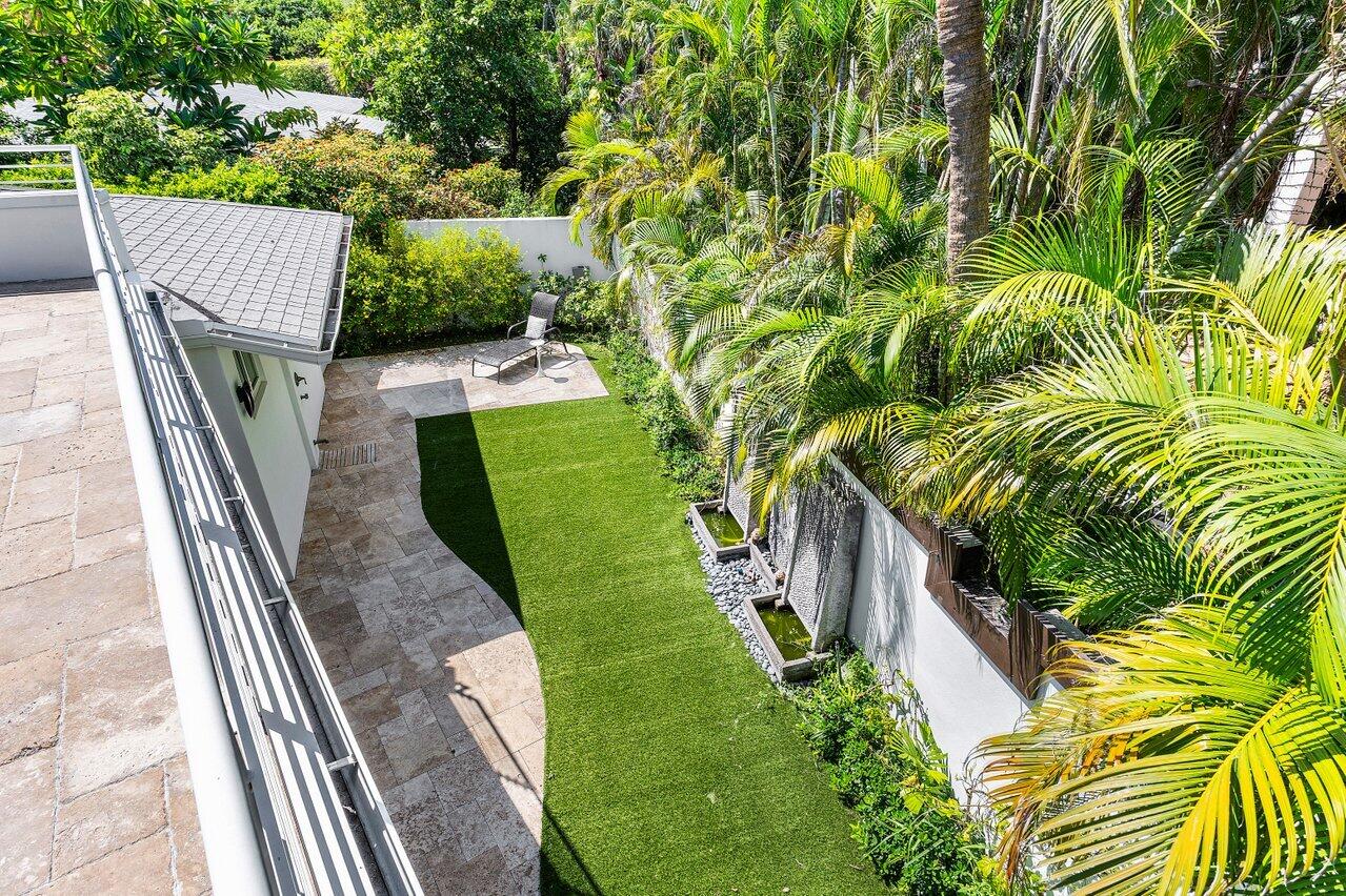 6130 Ridge Lane Ocean Ridge, FL 33435 - Photo 29 of 33 Backyard