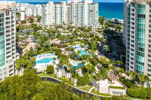 $2,795,000 | 3740 South Ocean Boulevard, Unit 801, Highland Beach, FL 33487