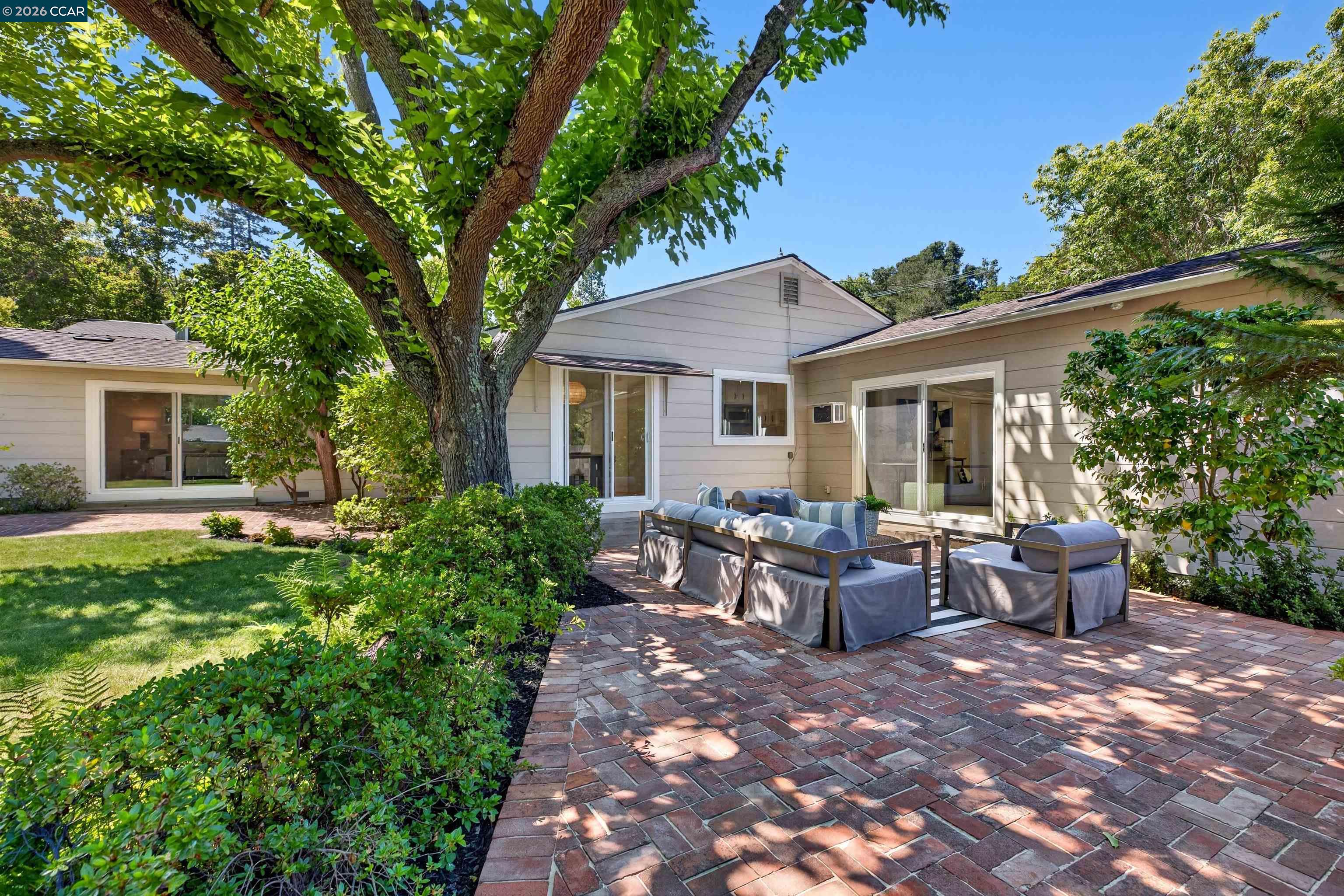 218 Overhill Road Orinda, CA 94563 - Photo 22 of 28