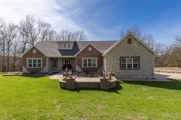 $639,000 | 800 Bonhomme Creek Court, Bonne Terre, MO 63628