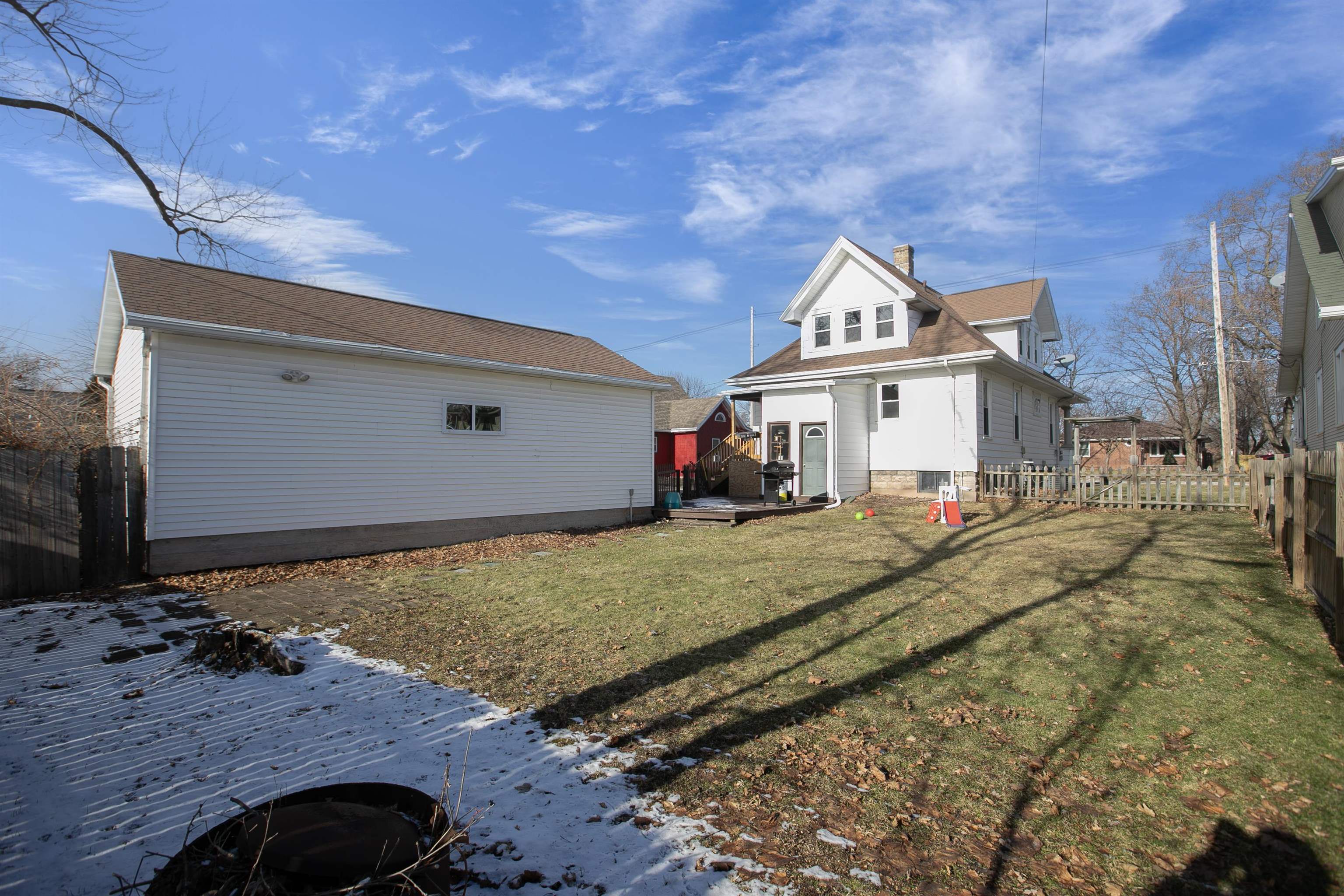 721 2nd Street Menasha, WI 54952 - Photo 4 of 44