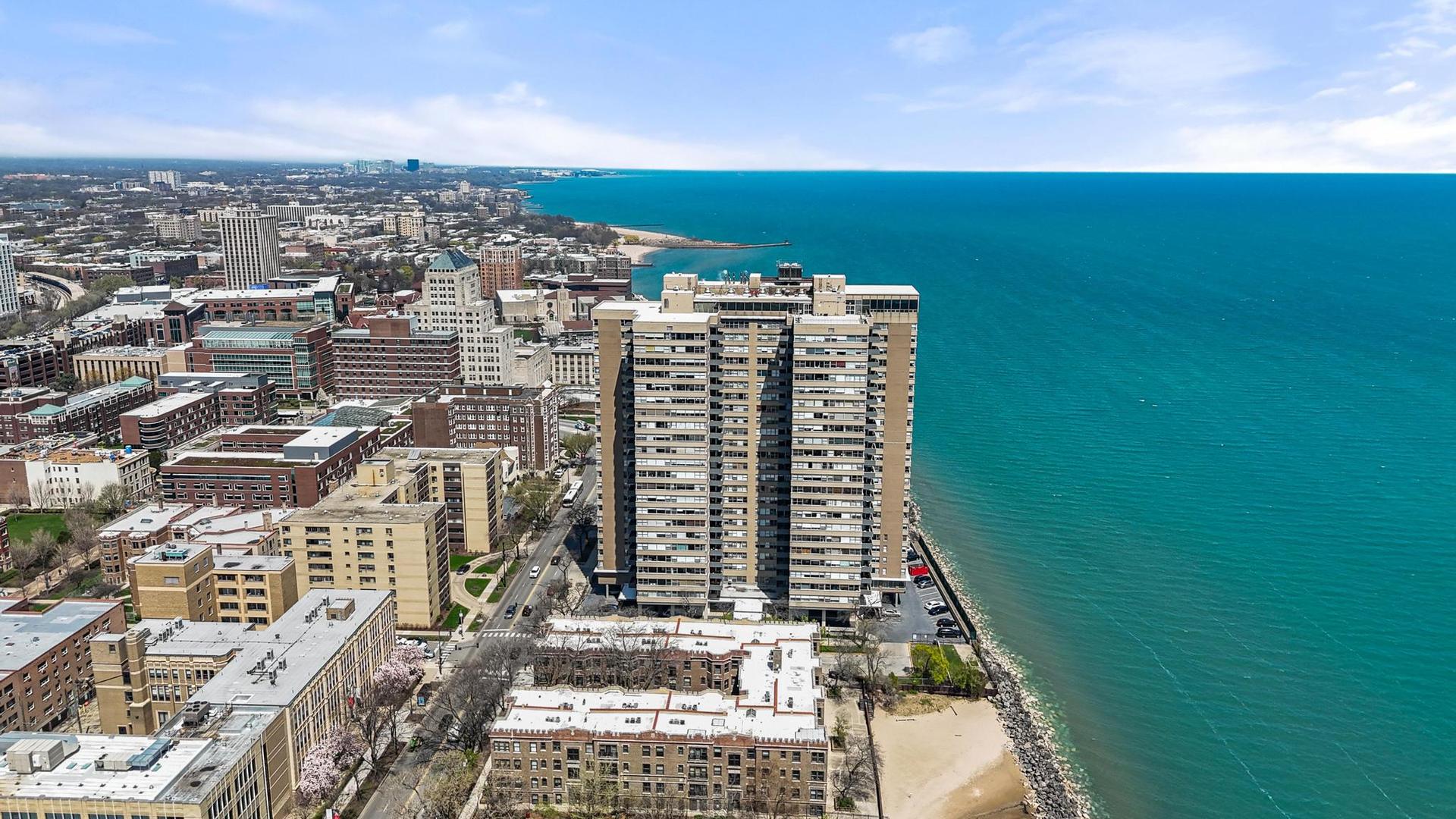 6301 North Sheridan Road, Unit 10F Chicago, IL 60660 - Photo 2 of 19 a view of a city