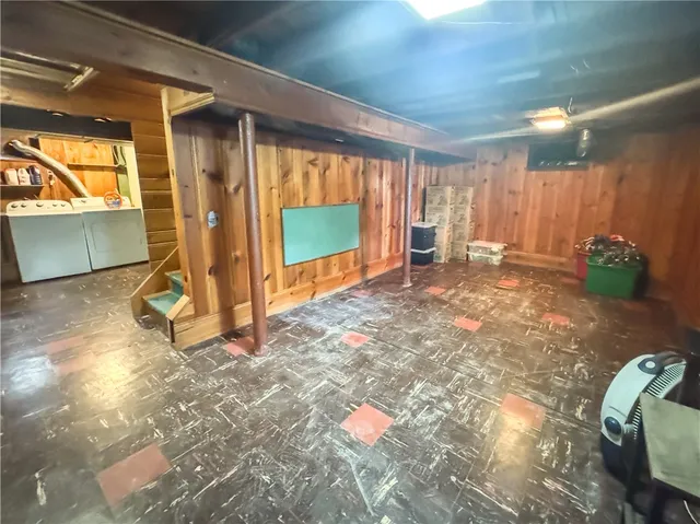 $231,000 | 37 Montclair Drive, Irondequoit, NY 14617