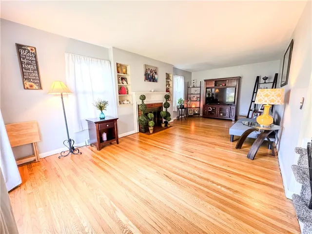 $231,000 | 37 Montclair Drive, Irondequoit, NY 14617