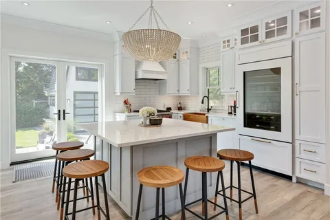 $4,200 | 5 Sylvan Terrace, Newport, RI 02840