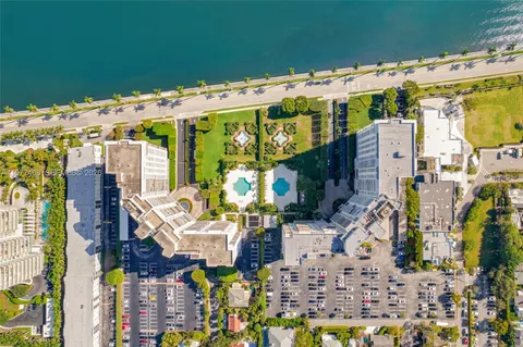 $975,000 | 1701 South Flagler Drive, Unit 1508, West Palm Beach, FL 33401