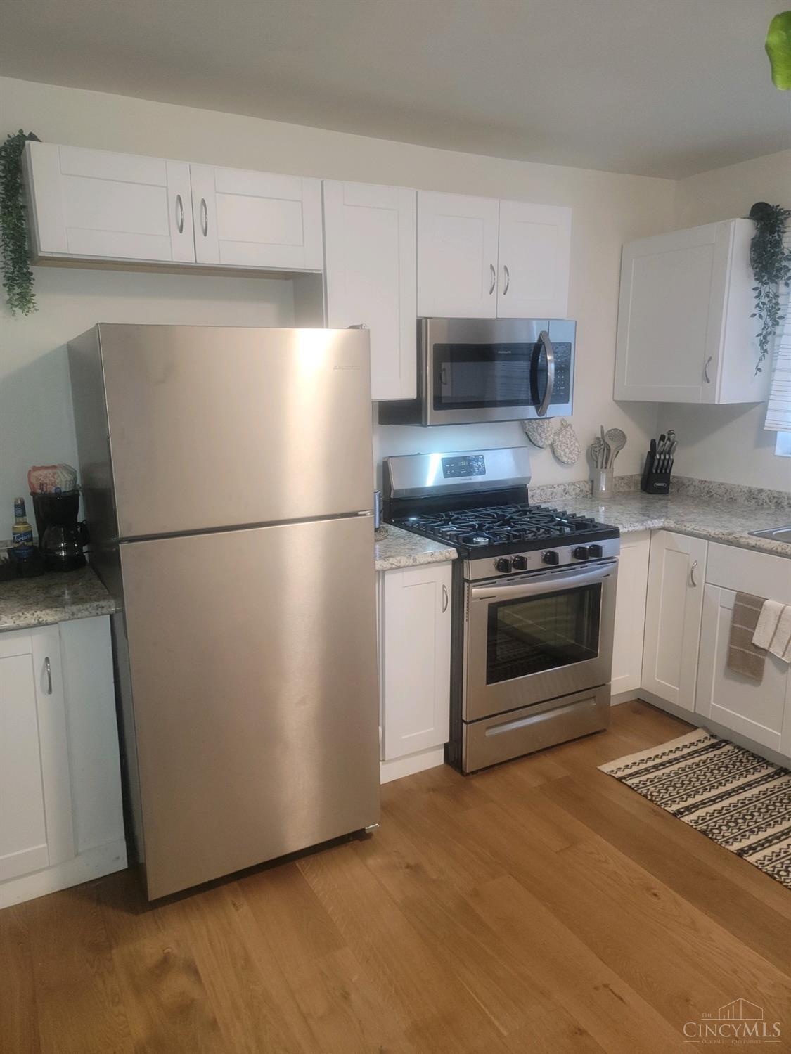 4847 Paddock Road Cincinnati, OH 45237 - Photo 4 of 11