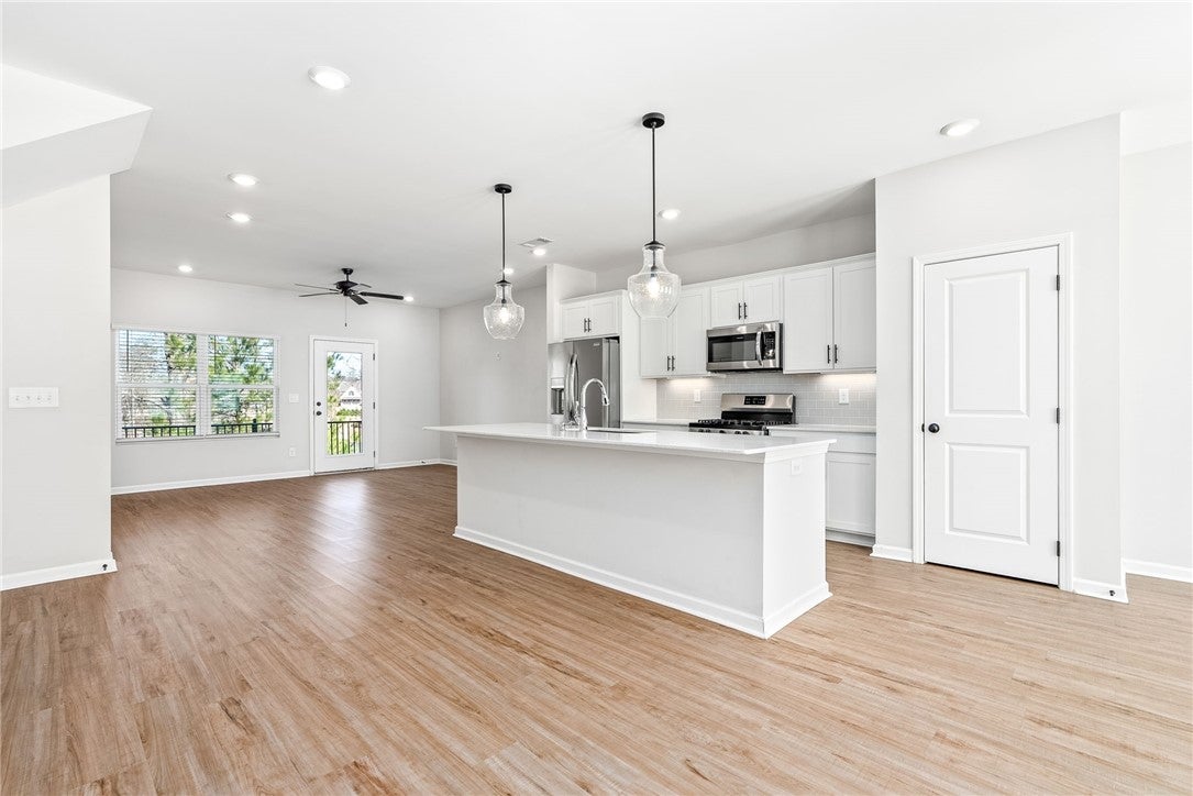 596 Waterpoint Way Opelika, AL 36801 - Photo 5 of 19 Gallery Image 5