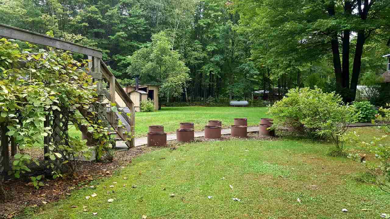 1077 South Dickenson Road Shepherd, MI 48883 - Photo 36 of 94 1823866-35.JPG