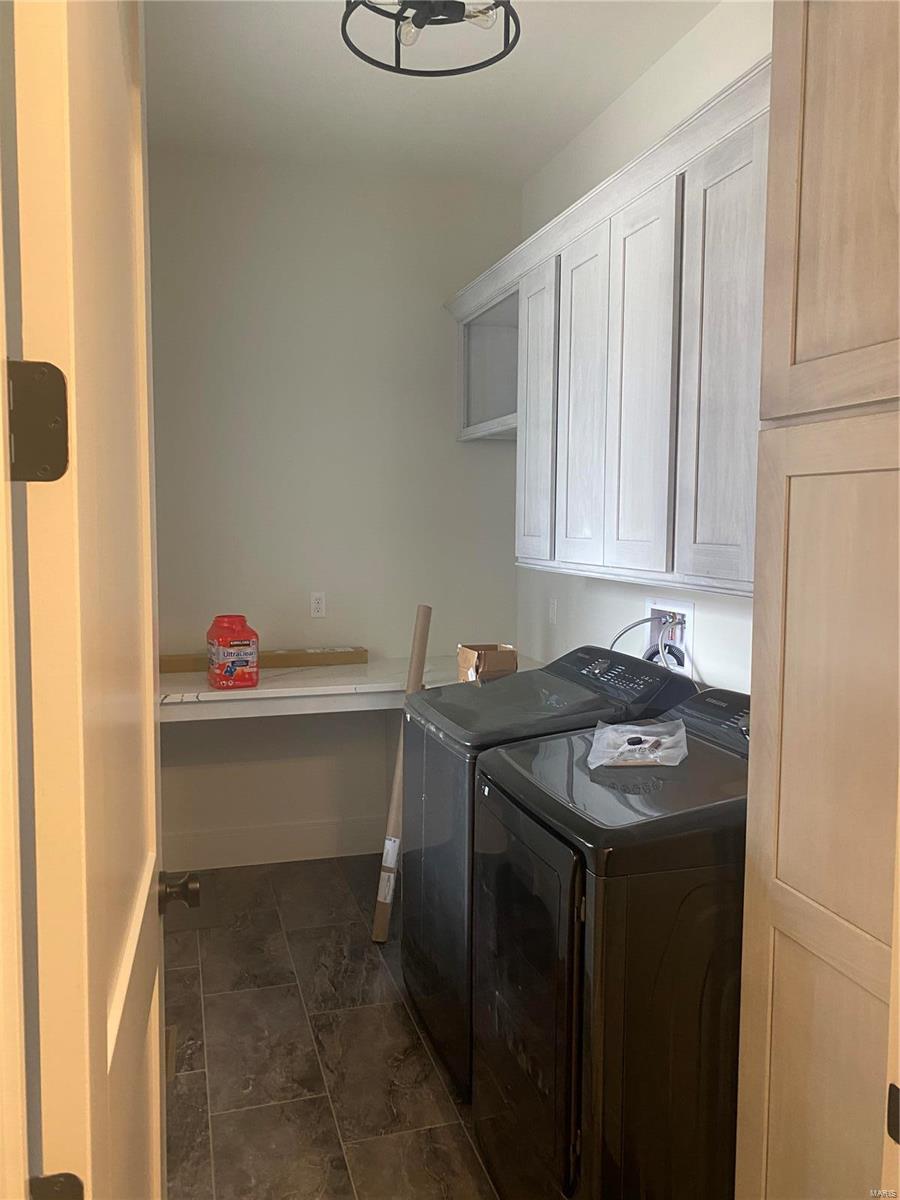 9029 Clayton Road St. Louis, MO 63124 - Photo 21 of 21 Gallery Image 21