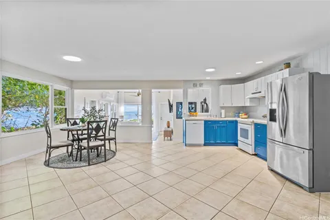 $2,650,000 | 49-797 Kamehameha Highway, Kaaawa, HI 96730