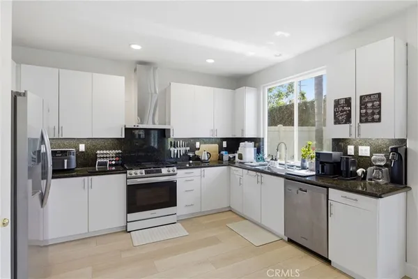 $1,599,999 | 102 Millbrook, Irvine, CA 92618
