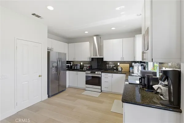 $1,599,999 | 102 Millbrook, Irvine, CA 92618