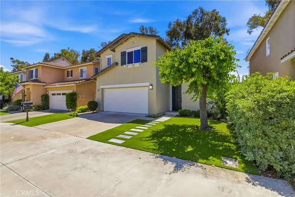 $1,599,999 | 102 Millbrook, Irvine, CA 92618