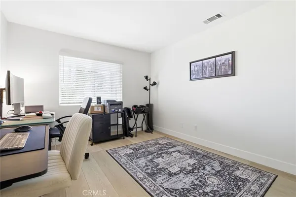 $1,599,999 | 102 Millbrook, Irvine, CA 92618