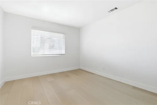 $1,599,999 | 102 Millbrook, Irvine, CA 92618