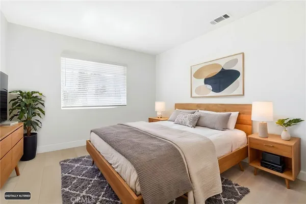 $1,599,999 | 102 Millbrook, Irvine, CA 92618