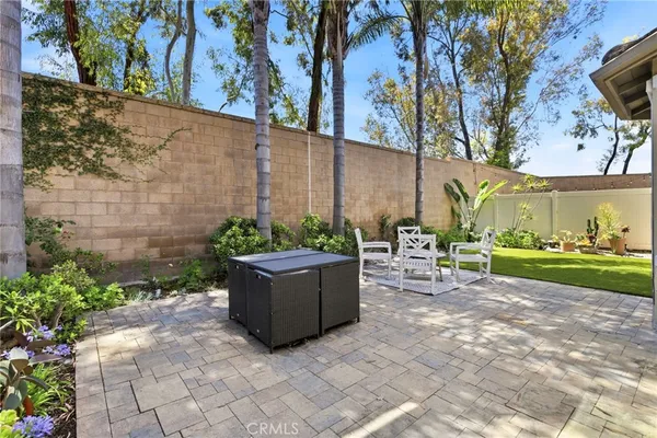 $1,599,999 | 102 Millbrook, Irvine, CA 92618