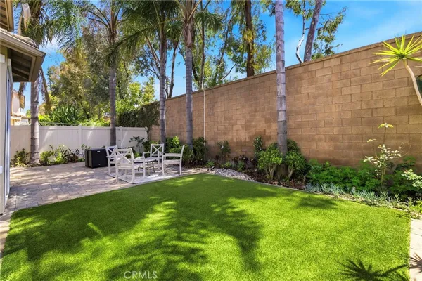 $1,599,999 | 102 Millbrook, Irvine, CA 92618