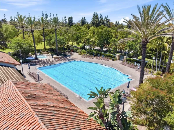 $1,599,999 | 102 Millbrook, Irvine, CA 92618