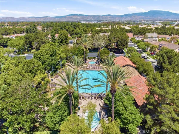 $1,599,999 | 102 Millbrook, Irvine, CA 92618