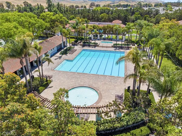 $1,599,999 | 102 Millbrook, Irvine, CA 92618