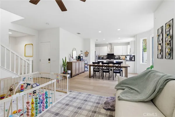 $1,599,999 | 102 Millbrook, Irvine, CA 92618
