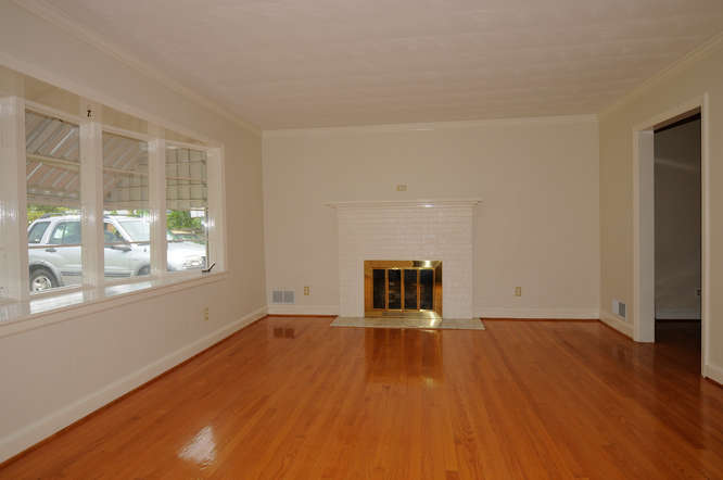 [photo 2049136] Family Room
