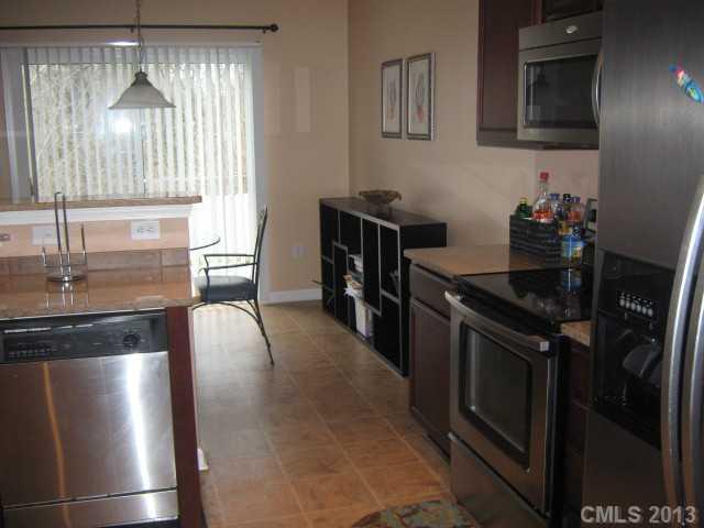 1025 Reigate Road Charlotte, NC 28262 - Photo 4 of 12 Gallery Image 4