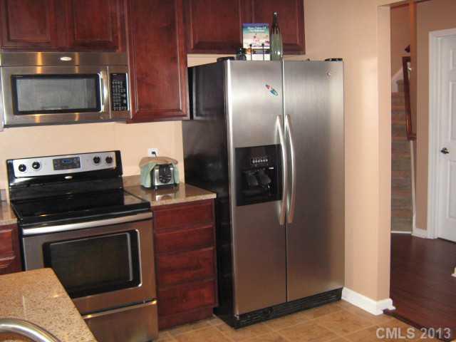 1025 Reigate Road Charlotte, NC 28262 - Photo 5 of 12 Gallery Image 5