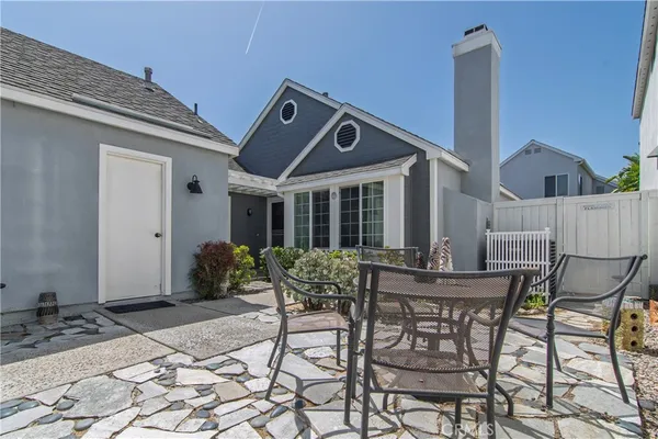 $1,015,000 | 21065 Carob Lane, Mission Viejo, CA 92691