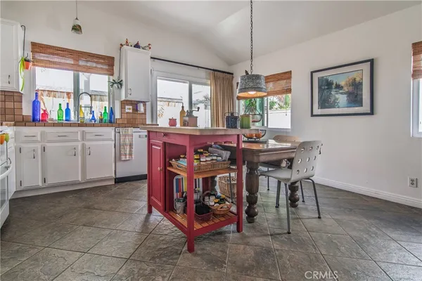 $1,015,000 | 21065 Carob Lane, Mission Viejo, CA 92691