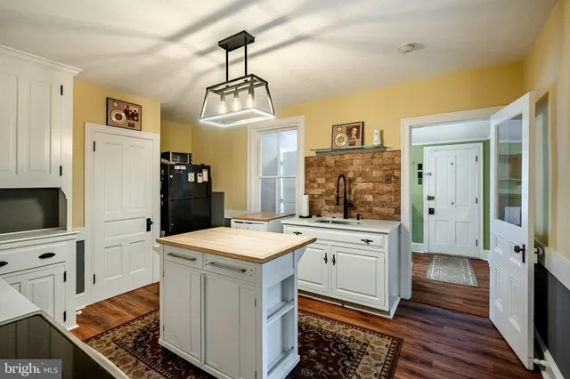 $2,300,000 | 211 Dutton Mill Road, West Chester, PA 19380