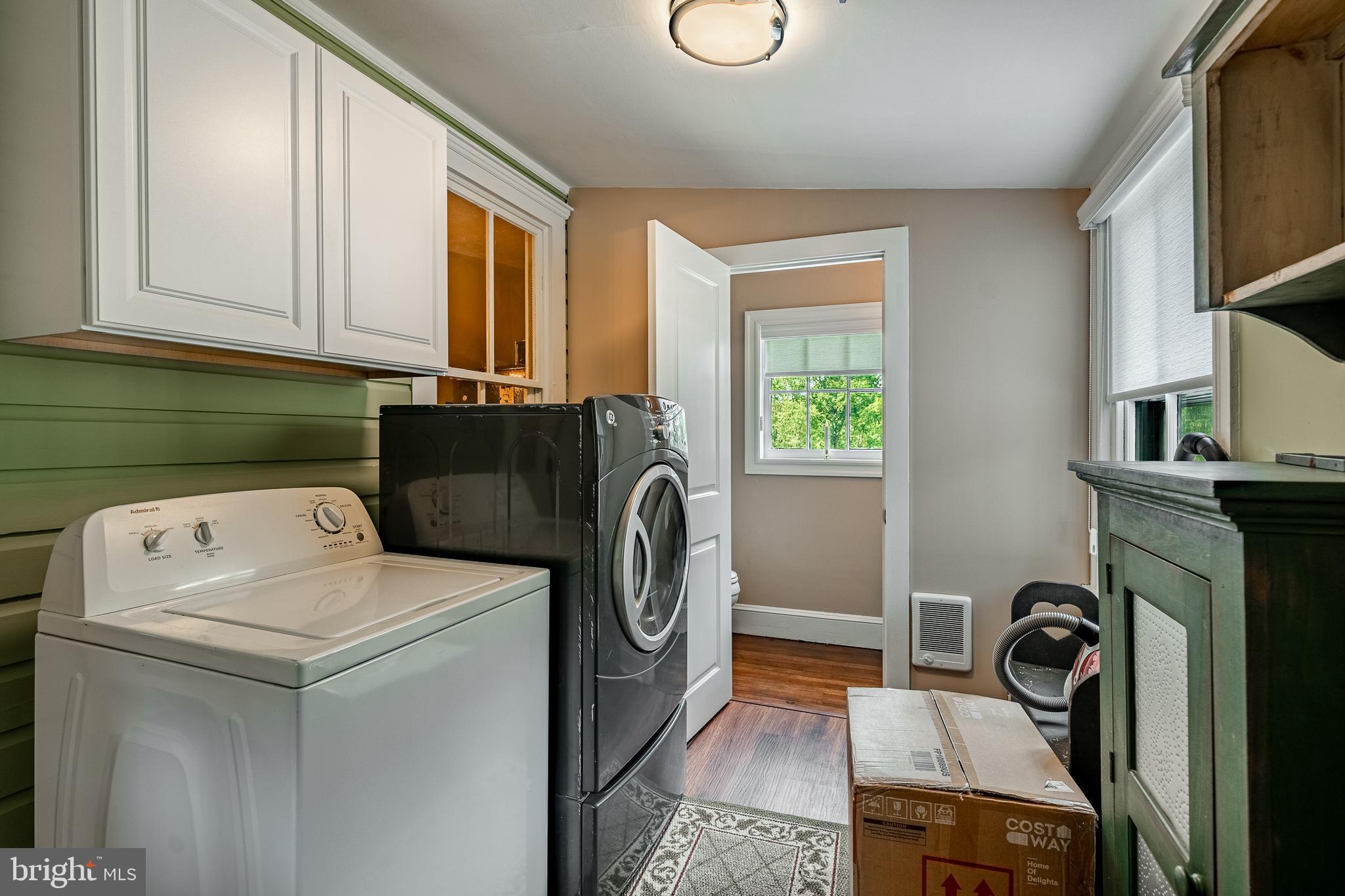 211 Dutton Mill Road West Chester, PA 19380 - Photo 61 of 71 a utility room with dryer and washer