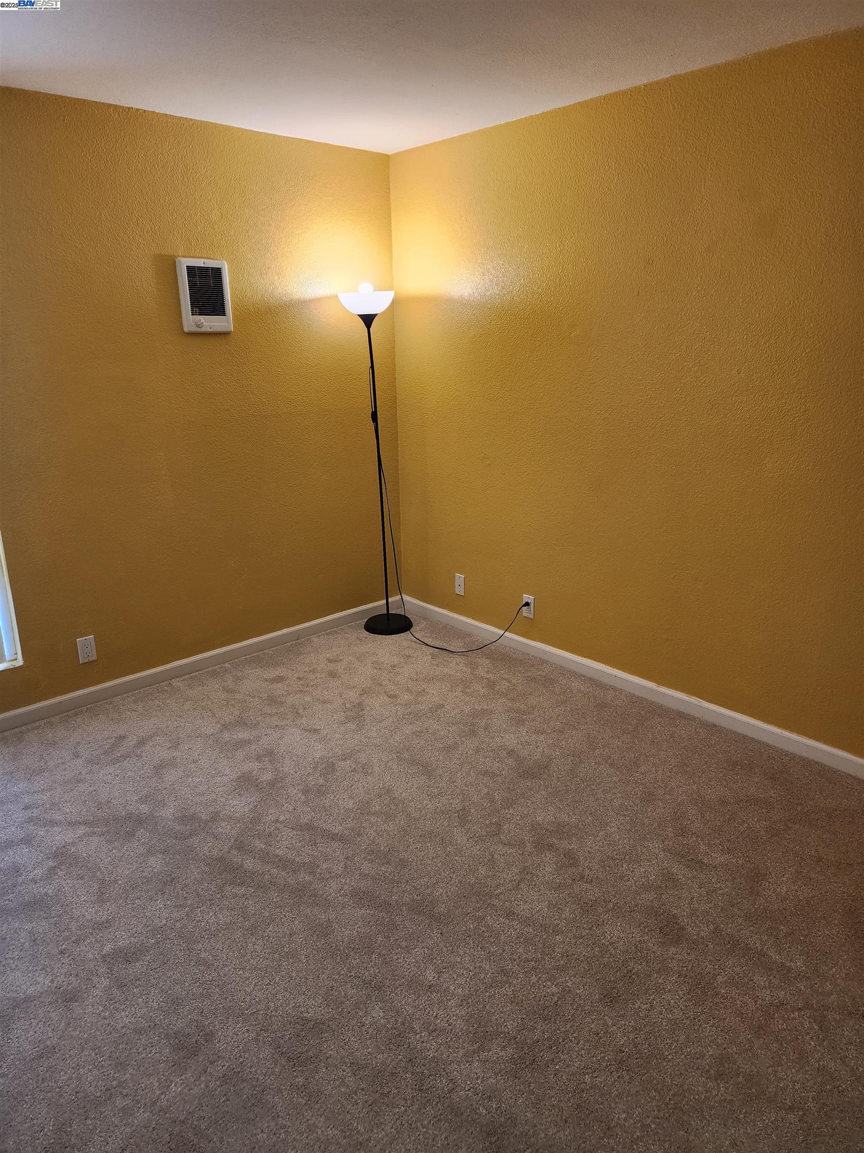 484 Dempsey Road, Unit 186 Milpitas, CA 95035 - Photo 14 of 25 a view of an empty room with a window